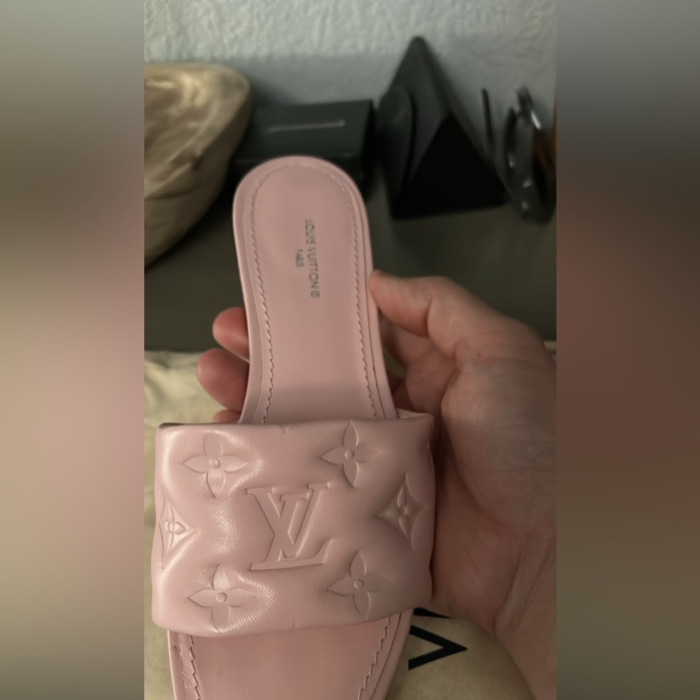 Barely worn Authentic Louis Vuitton slides blush pink.